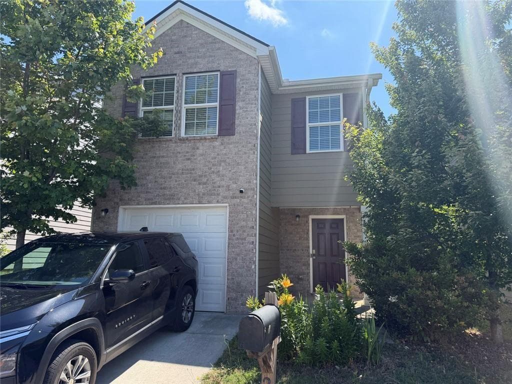 2134 Belmont Circle
