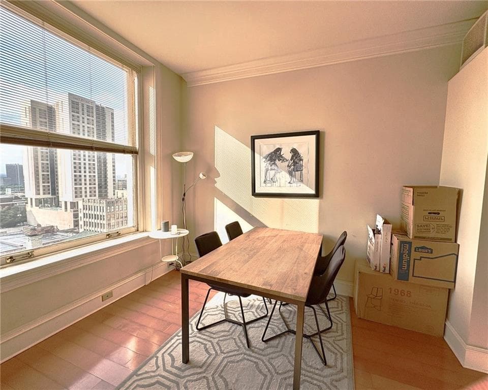 1 bedroom, 2 bathroom, 949 sq ft condominium for sale at 57 Forsyth Street 12F, Atlanta, GA 30303 — photo 4