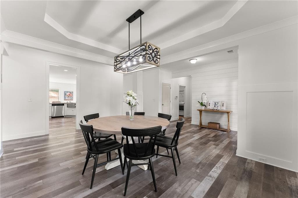 4 bedroom, 4 bathroom, 2,889 sq ft single family residence for sale at 31 Lake Sydney Drive, Dawsonville, GA 30534 — photo 9