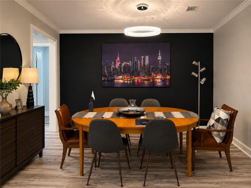 3 bedroom, 2 bathroom, 1,781 sq ft condominium for sale at 3203 Lenox Road 24, Atlanta, GA 30324 — photo 6