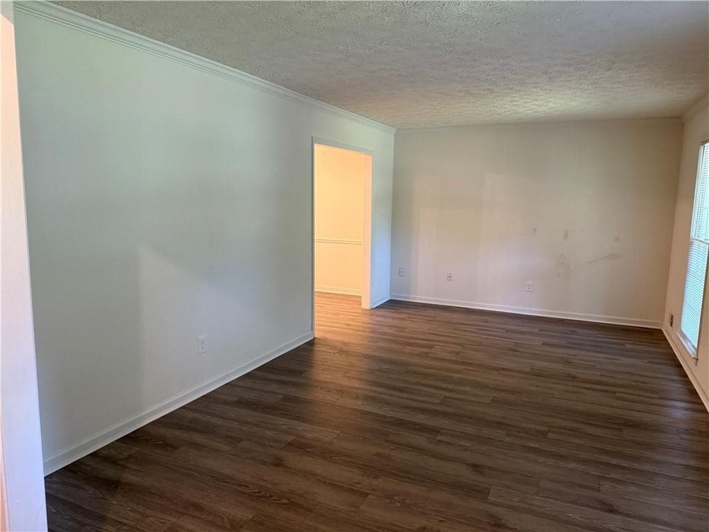 4 bedroom, 4 bathroom single family residence for rent at 1253 Tinderbox Lane, Kennesaw, GA 30144 for $2,800 a month — photo 6