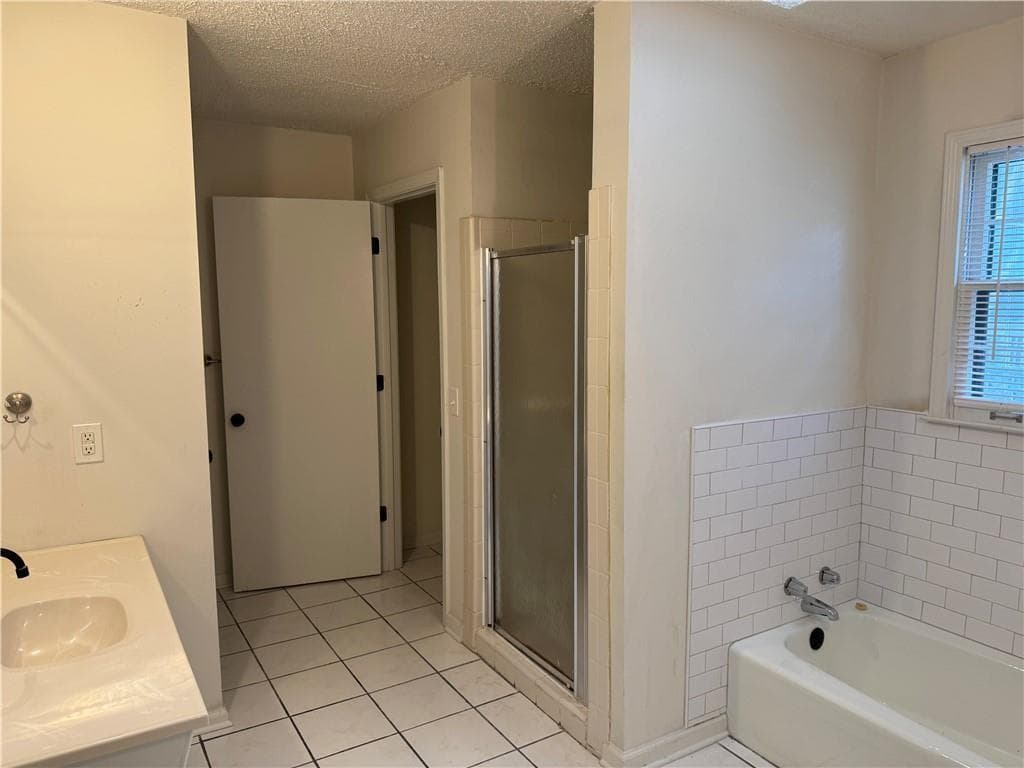 4 bedroom, 4 bathroom single family residence for rent at 1253 Tinderbox Lane, Kennesaw, GA 30144 for $2,800 a month — photo 9