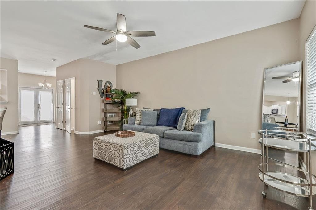 2 bedroom, 3 bathroom, 1,224 sq ft condominium for sale at 3616 Ginnis Road 1, Atlanta, GA 30331 — photo 3