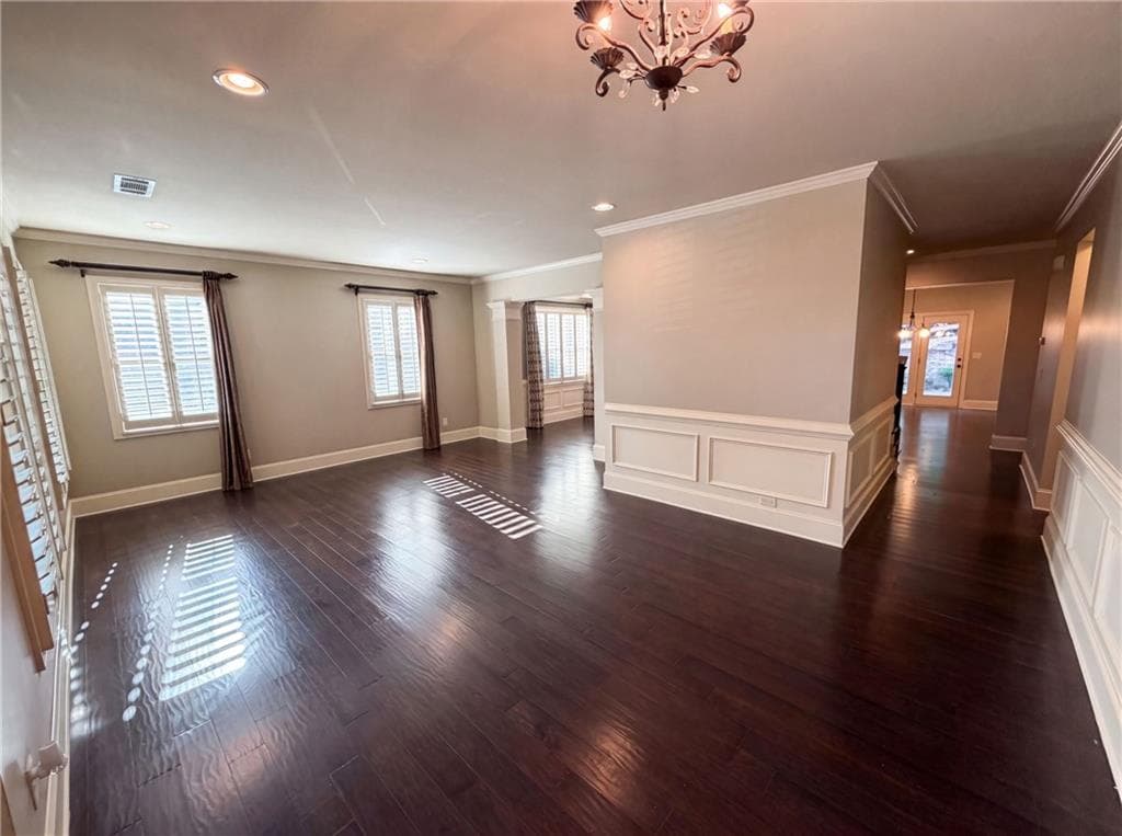 7 bedroom, 5 bathroom, 4,561 sq ft single family residence for sale at 8785 Ellesmere Drive, Cumming, GA 30041 — photo 6