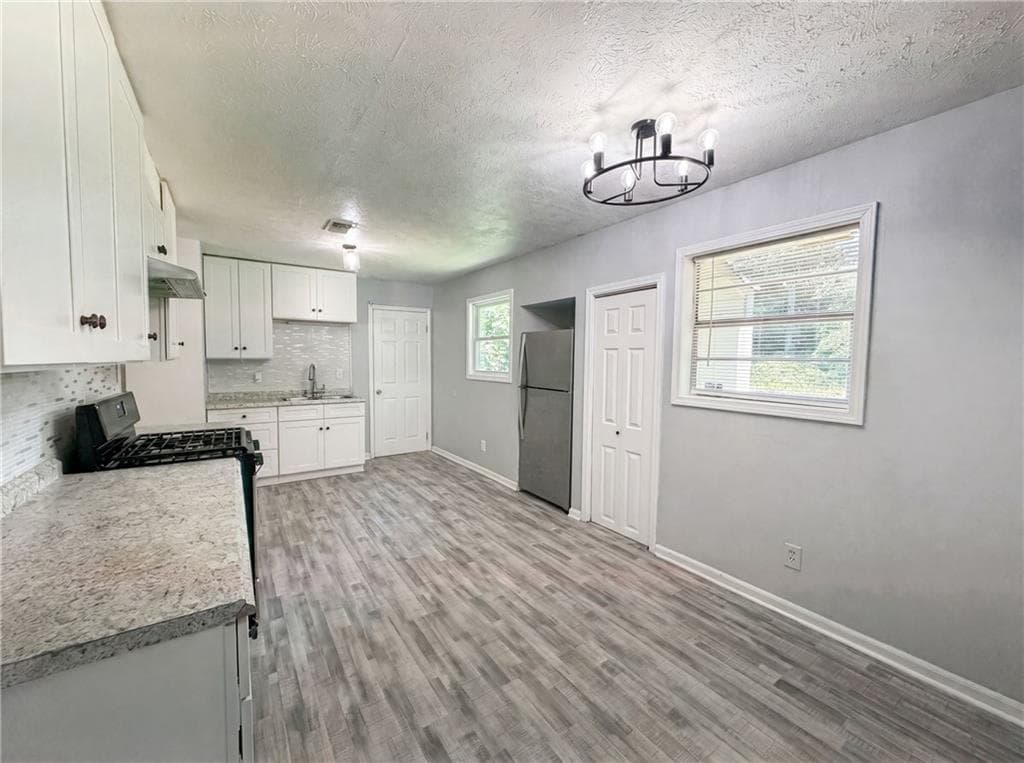 3 bedroom, 1 bathroom, 1,062 sq ft single family residence under contract at 6503 Jackie Lane, Austell, GA 30106 — photo 6
