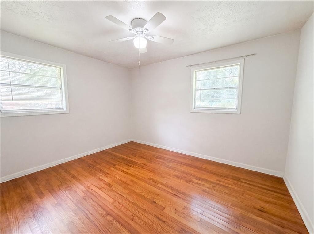 3 bedroom, 1 bathroom, 1,062 sq ft single family residence under contract at 6503 Jackie Lane, Austell, GA 30106 — photo 9