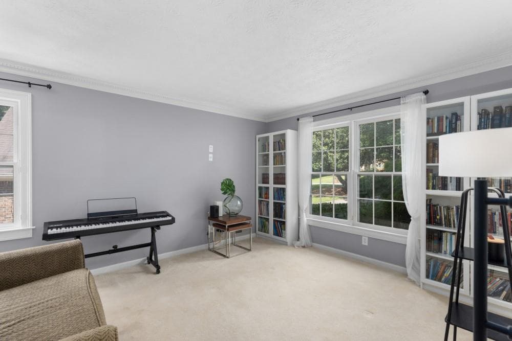 5 bedroom, 3 bathroom, 3,020 sq ft single family residence for sale at 1025 Foxfire Drive, Lawrenceville, GA 30044 — photo 7