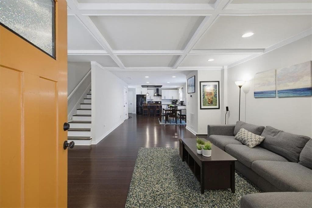 3 bedroom, 3 bathroom, 1,728 sq ft single family residence for sale at 1147 Smith Street, Atlanta, GA 30310 — photo 5