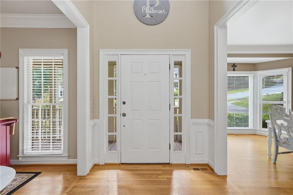 5 bedroom, 4 bathroom, 3,563 sq ft single family residence for sale at 225 Colonial Drive, Woodstock, GA 30189 — photo 3