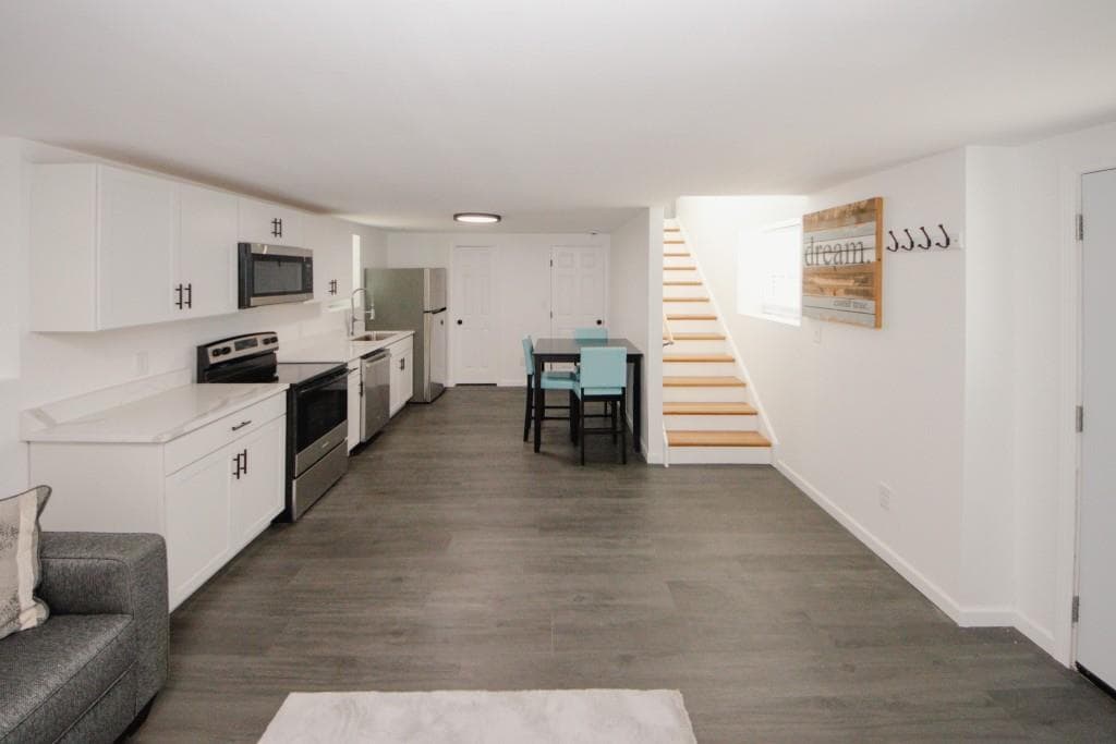 1 bedroom, 2 bathroom, 960 sq ft single family residence for rent at 6157 Orville Drive COTTAG, Flowery Branch, GA 30542 for $1,500 a month — photo 4