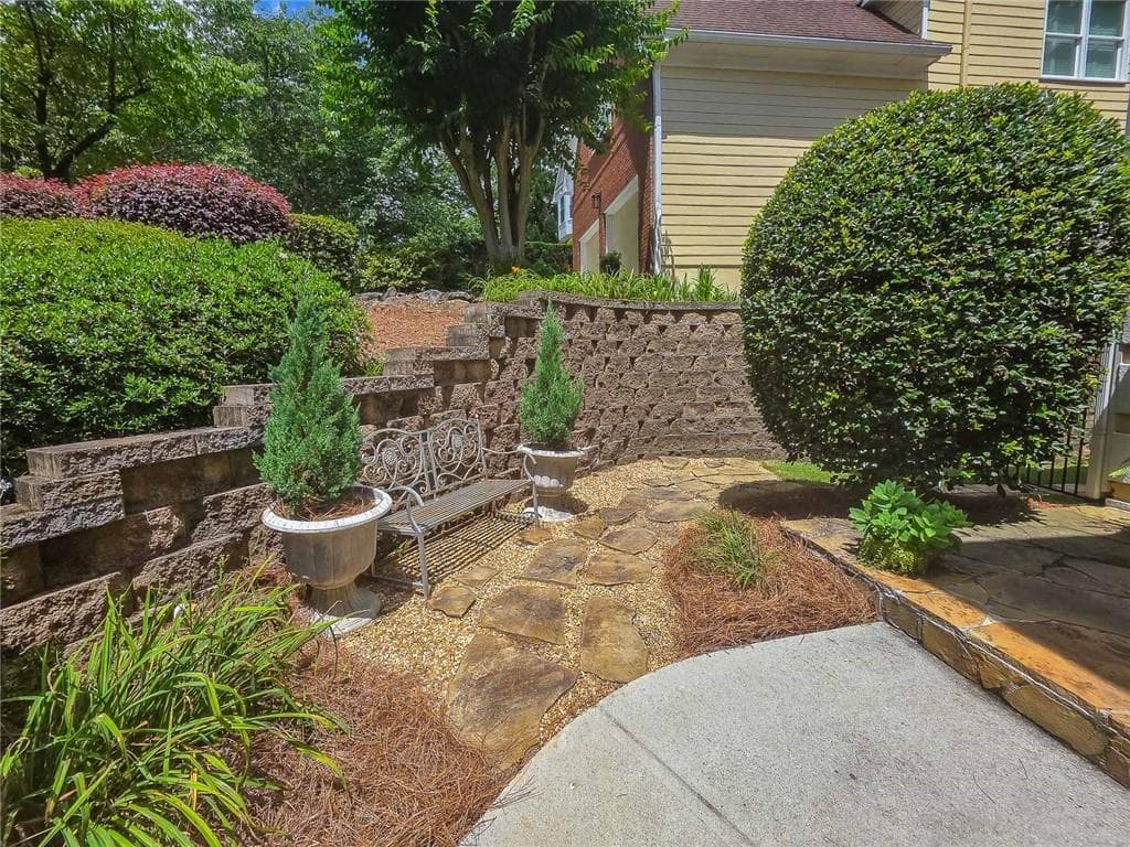 3 bedroom, 3 bathroom, 2,392 sq ft single family residence for sale at 1056 Shady Valley Place, Atlanta, GA 30324 — photo 3