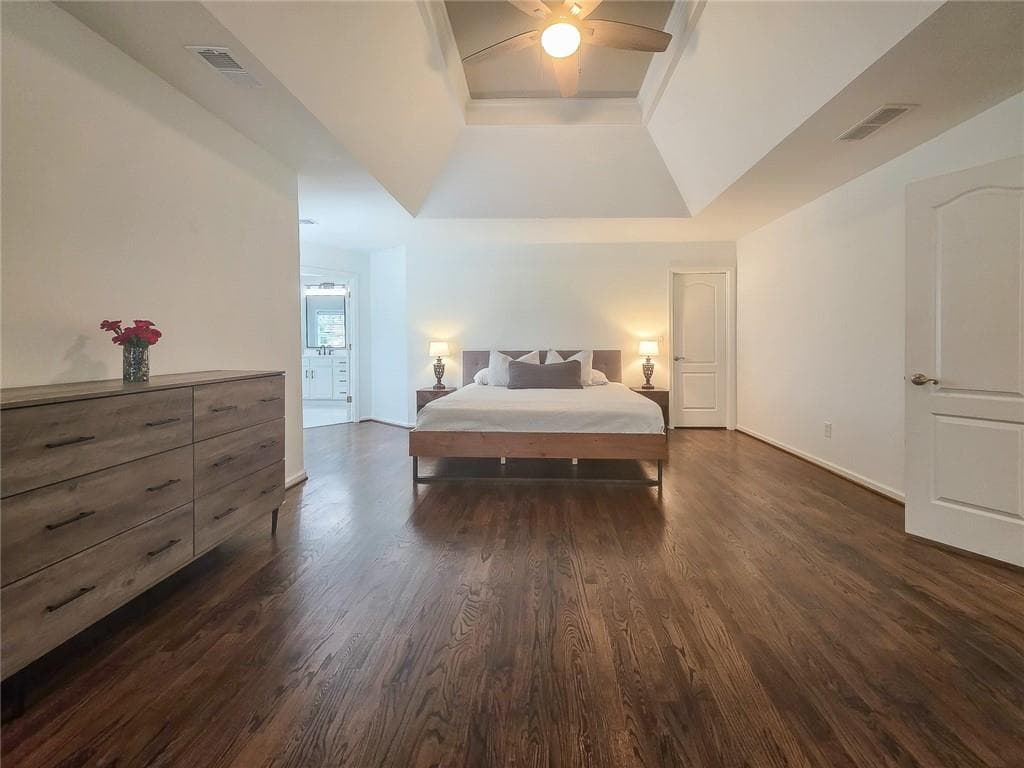 3 bedroom, 3 bathroom, 2,392 sq ft single family residence for sale at 1056 Shady Valley Place, Atlanta, GA 30324 — photo 9