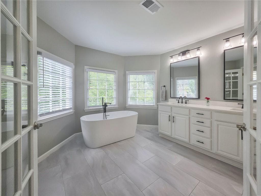 3 bedroom, 3 bathroom, 2,392 sq ft single family residence for sale at 1056 Shady Valley Place, Atlanta, GA 30324 — photo 10