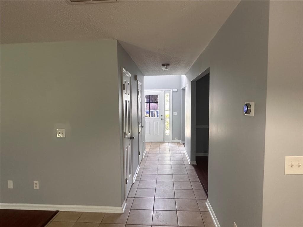 4 bedroom, 3 bathroom single family residence for rent at 4935 Notting Glen Lane, Snellville, GA 30039 for $2,950 a month — photo 7