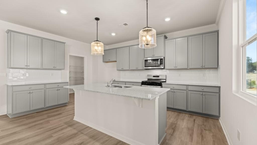 4 bedroom, 4 bathroom, 2,890 sq ft single family residence for sale at 805 Shoreview Trail, Villa Rica, GA 30180 — photo 8
