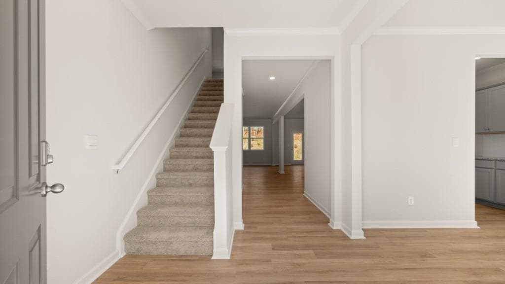 5 bedroom, 3 bathroom, 3,209 sq ft single family residence for sale at 136 Crooked Lake Park, Villa Rica, GA 30180 — photo 2