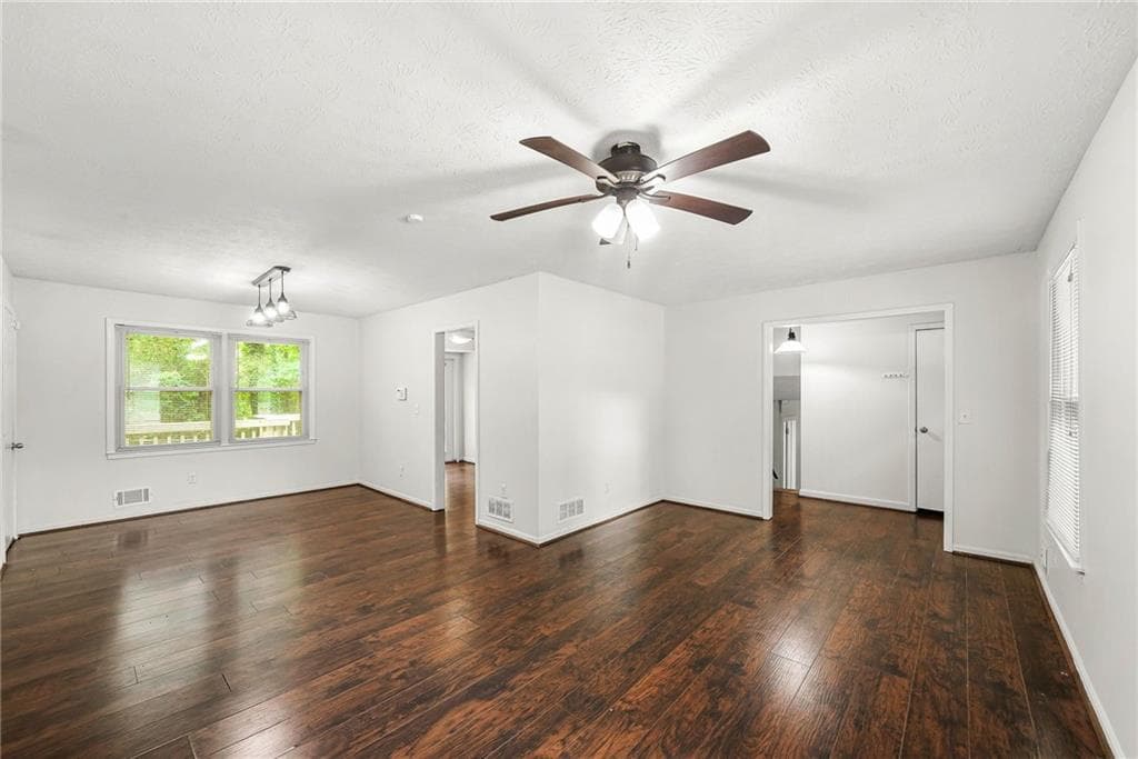4 bedroom, 3 bathroom, 1,966 sq ft single family residence for sale at 1469 W Rock Court, Stone Mountain, GA 30088 — photo 8