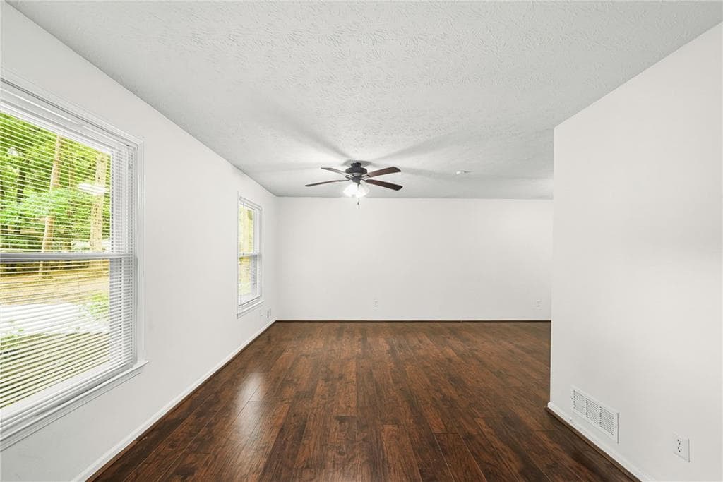 4 bedroom, 3 bathroom, 1,966 sq ft single family residence for sale at 1469 W Rock Court, Stone Mountain, GA 30088 — photo 9