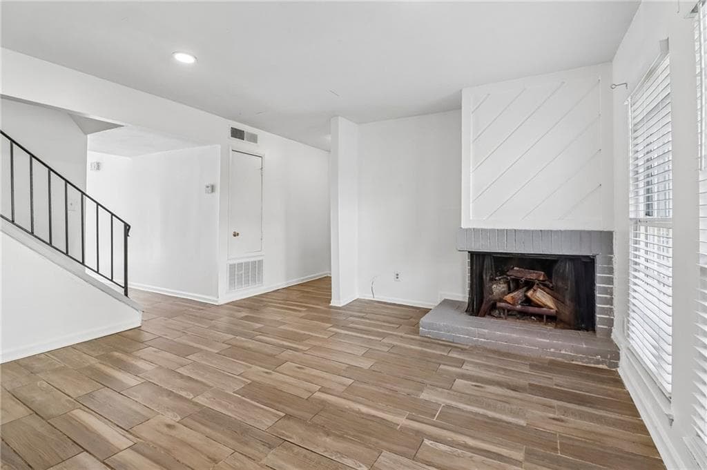 3 bedroom, 2 bathroom, 1,496 sq ft condominium under contract at 3162 Tangerine Court, Decatur, GA 30034 — photo 5