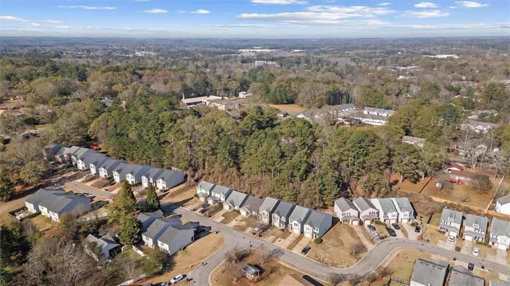 3 bedroom, 3 bathroom, 1,524 sq ft single family residence under contract at 138 Alton Circle, Villa Rica, GA 30180 — photo 2