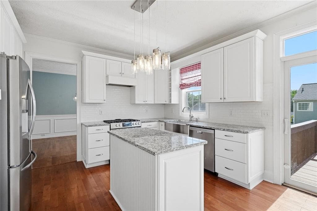 4 bedroom, 4 bathroom, 3,008 sq ft single family residence for sale at 309 Park Creek Ridge, Woodstock, GA 30188 — photo 8