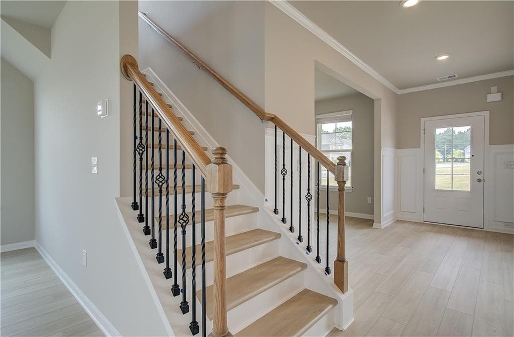 5 bedroom, 3 bathroom, 3,161 sq ft single family residence under contract at 1146 Bodega Loop, Locust Grove, GA 30248 — photo 7