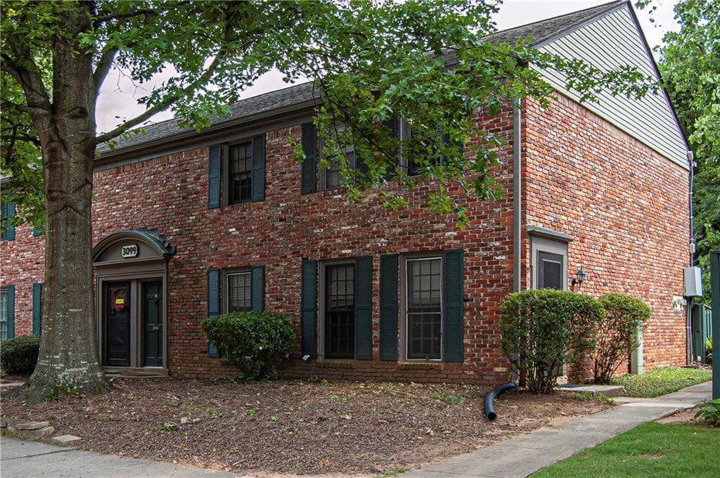2 bedroom, 2 bathroom condominium for rent at 3099 Colonial Way UNIT M, Atlanta, GA 30341 for $1,550 a month