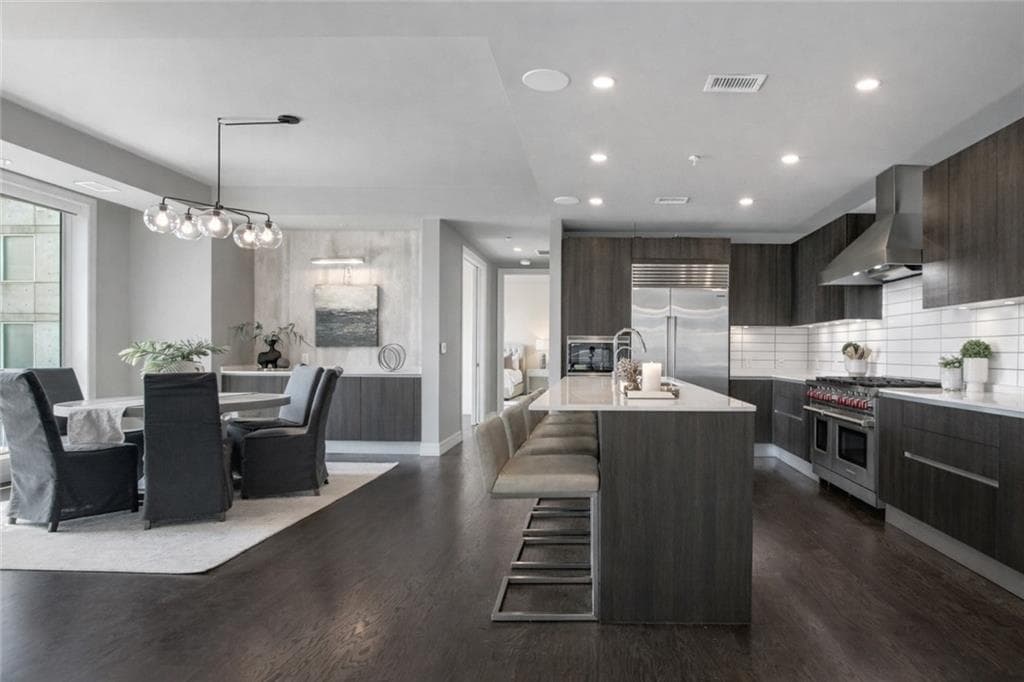 3 bedroom, 3 bathroom, 2,710 sq ft condominium under contract at 867 Peachtree Street 702, Atlanta, GA 30308 — photo 5