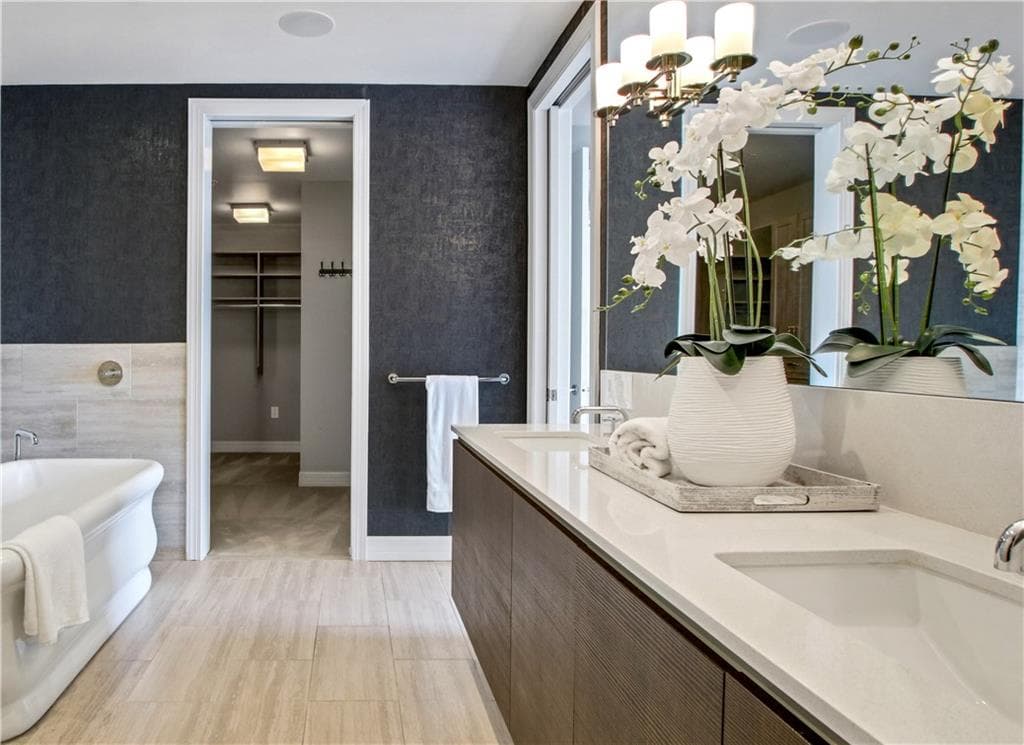 3 bedroom, 3 bathroom, 2,710 sq ft condominium under contract at 867 Peachtree Street 702, Atlanta, GA 30308 — photo 9