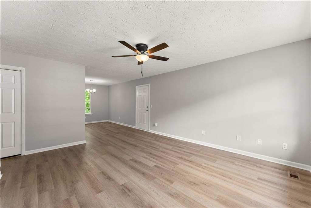 5 bedroom, 4 bathroom, 2,168 sq ft single family residence for sale at 3030 Meadowridge Drive, Gainesville, GA 30507 — photo 9