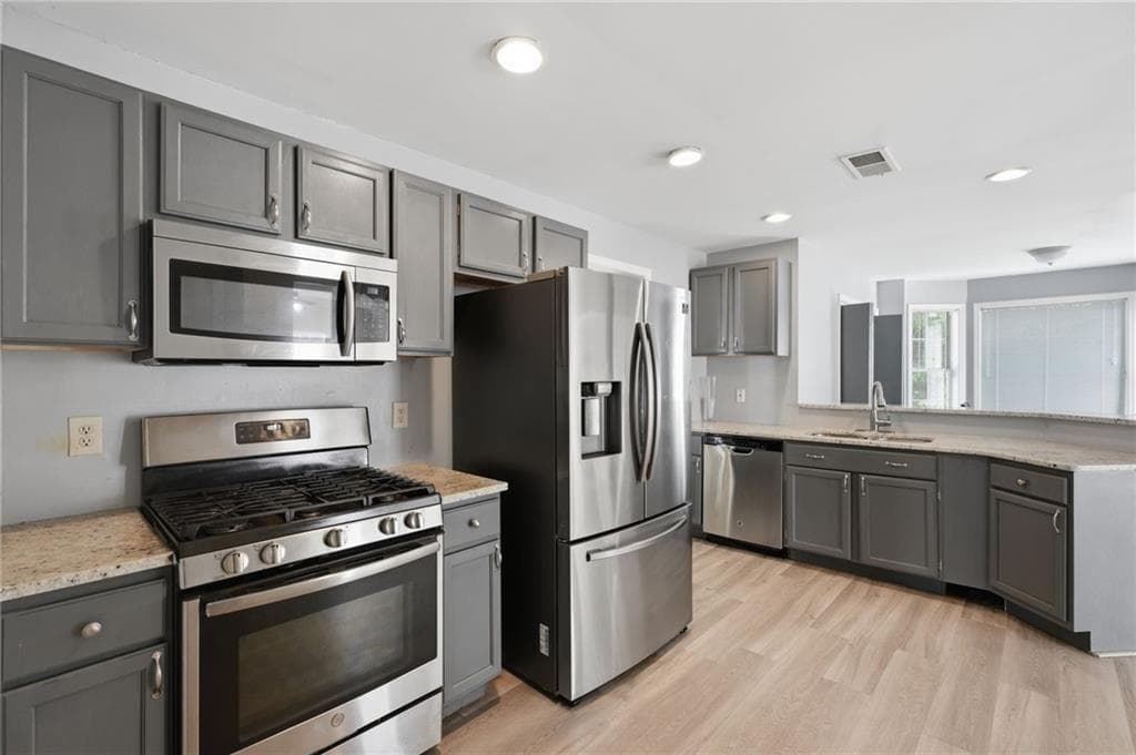 4 bedroom, 3 bathroom, 2,442 sq ft single family residence for sale at 6392 Phillips Court, Lithonia, GA 30058 — photo 8
