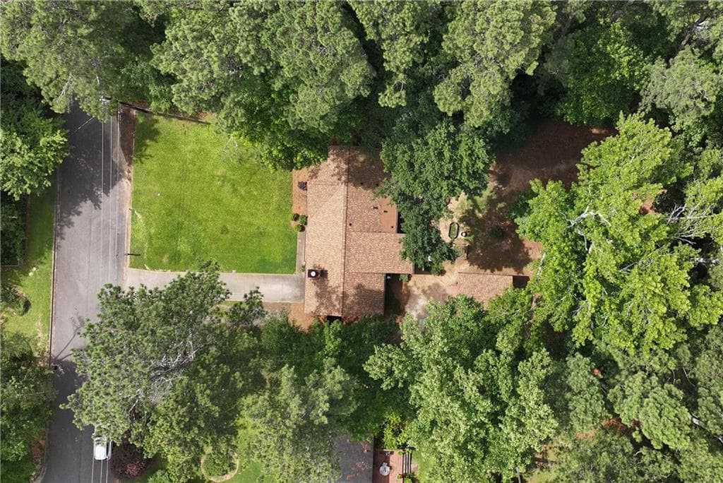 3 bedroom, 2 bathroom, 1,167 sq ft single family residence for sale at 539 Karen Drive, Alpharetta, GA 30009 — photo 9