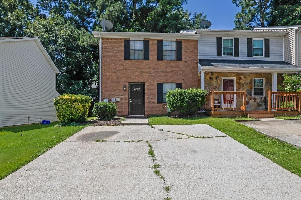 1424 Springleaf Circle, Smyrna, GA 30080 — most recent listing photo