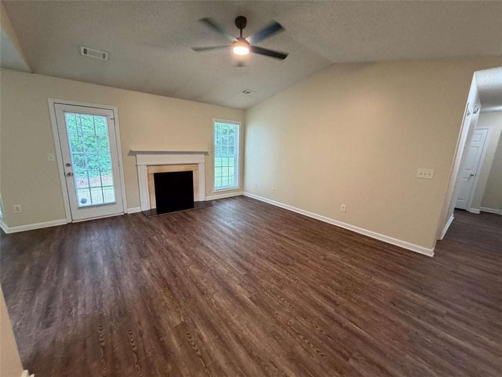3 bedroom, 2 bathroom, 1,270 sq ft single family residence for rent at 211 Ravenwood Court, Bethlehem, GA 30620 for $1,795 a month — photo 2