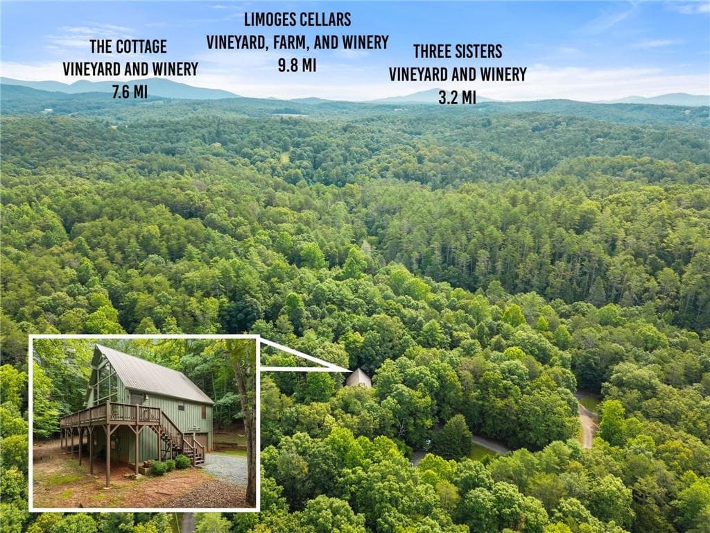 4 bedroom, 3 bathroom, 2,145 sq ft single family residence for sale at 318 Horseshoe Lane, Dahlonega, GA 30533 — photo 1 of 25