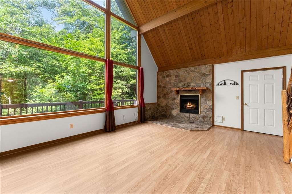 4 bedroom, 3 bathroom, 2,145 sq ft single family residence for sale at 318 Horseshoe Lane, Dahlonega, GA 30533 — photo 8