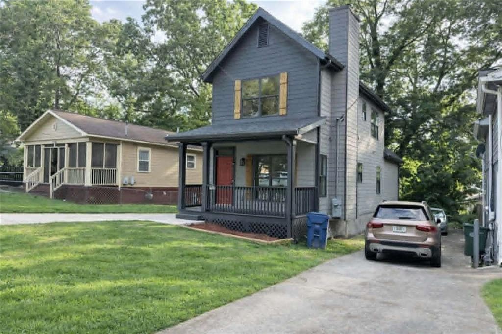3 bedroom, 2 bathroom, 1,456 sq ft single family residence under contract at 1145 West Avenue, Atlanta, GA 30315 — photo 2