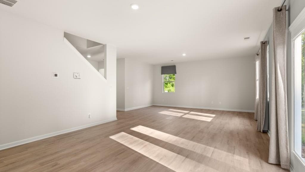 4 bedroom, 3 bathroom, 2,176 sq ft single family residence under contract at 357 Creekview Way, Dallas, GA 30132 — photo 10