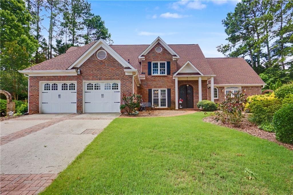 4 bedroom, 3 bathroom, 3,234 sq ft single family residence for sale at 360 Oak Terrace, Alpharetta, GA 30009 — photo 1 of 62