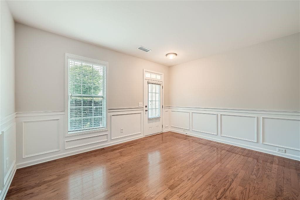 4 bedroom, 4 bathroom, 3,155 sq ft single family residence for rent at 5080 Skylark Creek Court, Cumming, GA 30028 for $2,650 a month — photo 5