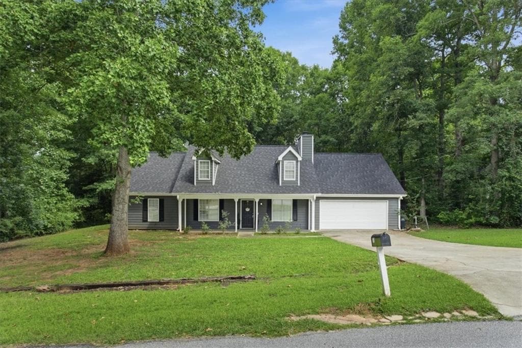 3 bedroom, 2 bathroom, 1,630 sq ft single family residence for sale at 170 Sable Circle, Covington, GA 30016