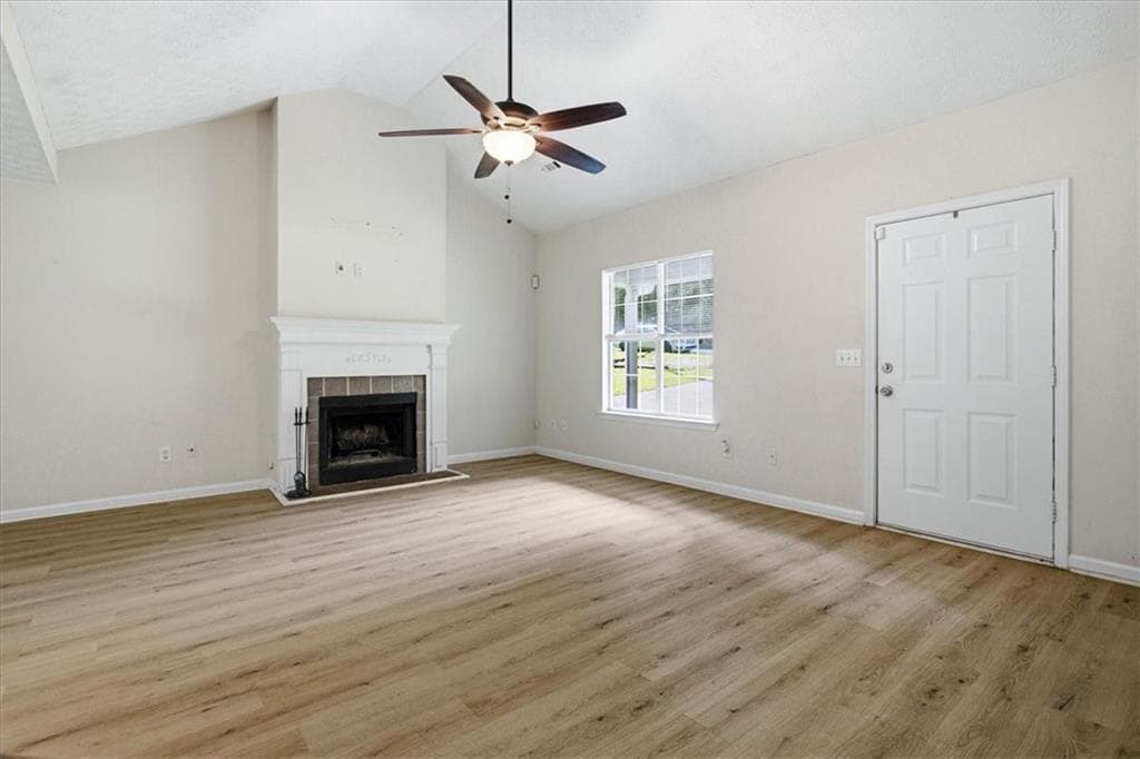 3 bedroom, 2 bathroom, 1,630 sq ft single family residence for sale at 170 Sable Circle, Covington, GA 30016 — photo 4