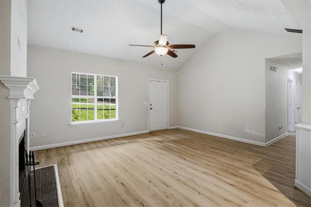 3 bedroom, 2 bathroom, 1,630 sq ft single family residence for sale at 170 Sable Circle, Covington, GA 30016 — photo 5