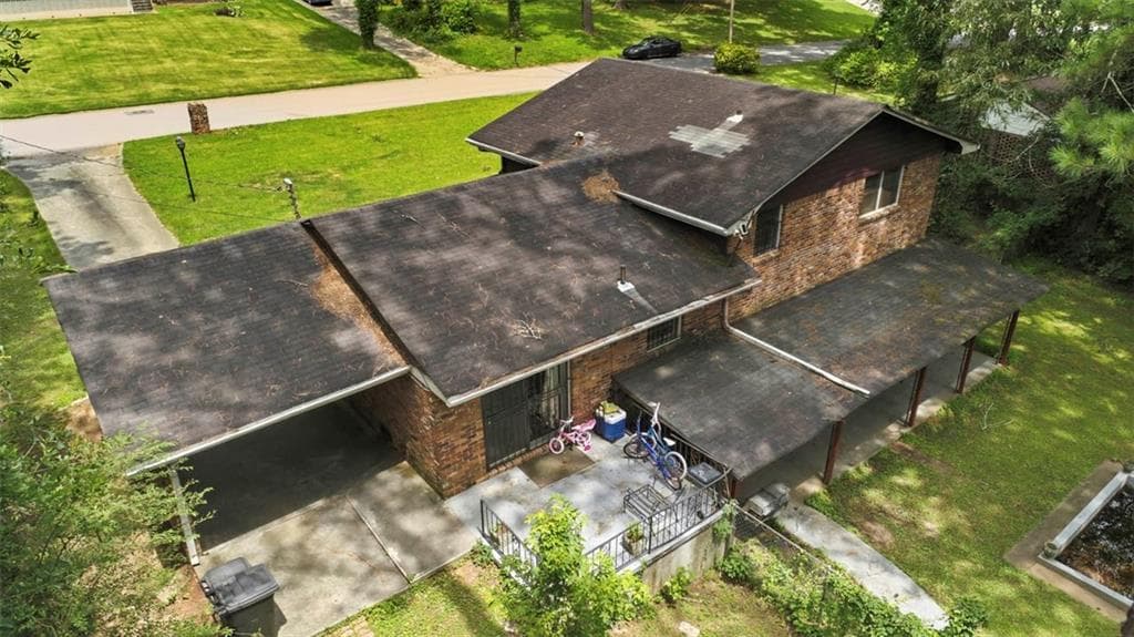 4 bedroom, 2 bathroom, 1,876 sq ft single family residence for sale at 3246 Weslock Circle, Decatur, GA 30034 — photo 8