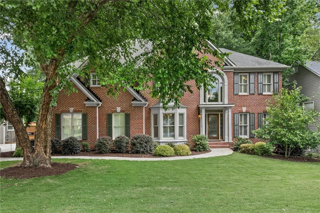 5 bedroom, 4 bathroom, 4,126 sq ft single family residence for sale at 10565 Cauley Creek Drive, Johns Creek, GA 30097 — photo 2