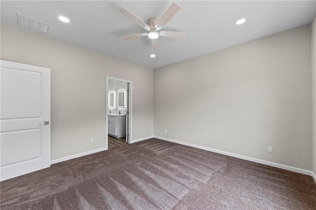 2 bedroom, 3 bathroom, 1,100 sq ft single family residence under contract at 3850 Deaton Road, Flowery Branch, GA 30552 — photo 9