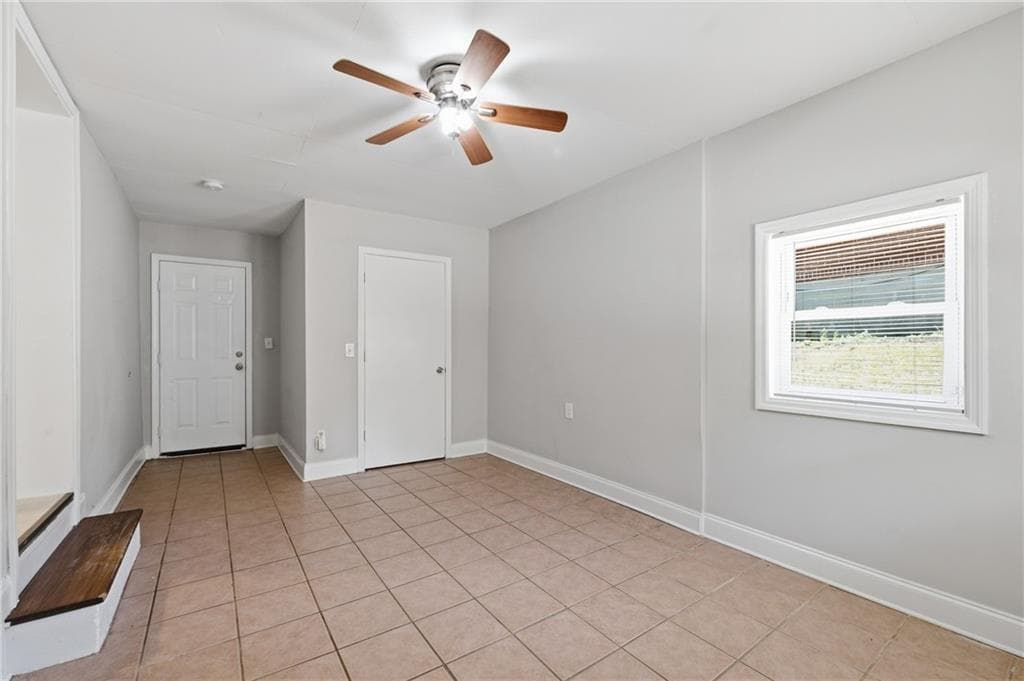 3 bedroom, 1 bathroom, 1,100 sq ft single family residence for sale at 3229 Mcafee Road, Decatur, GA 30032 — photo 4