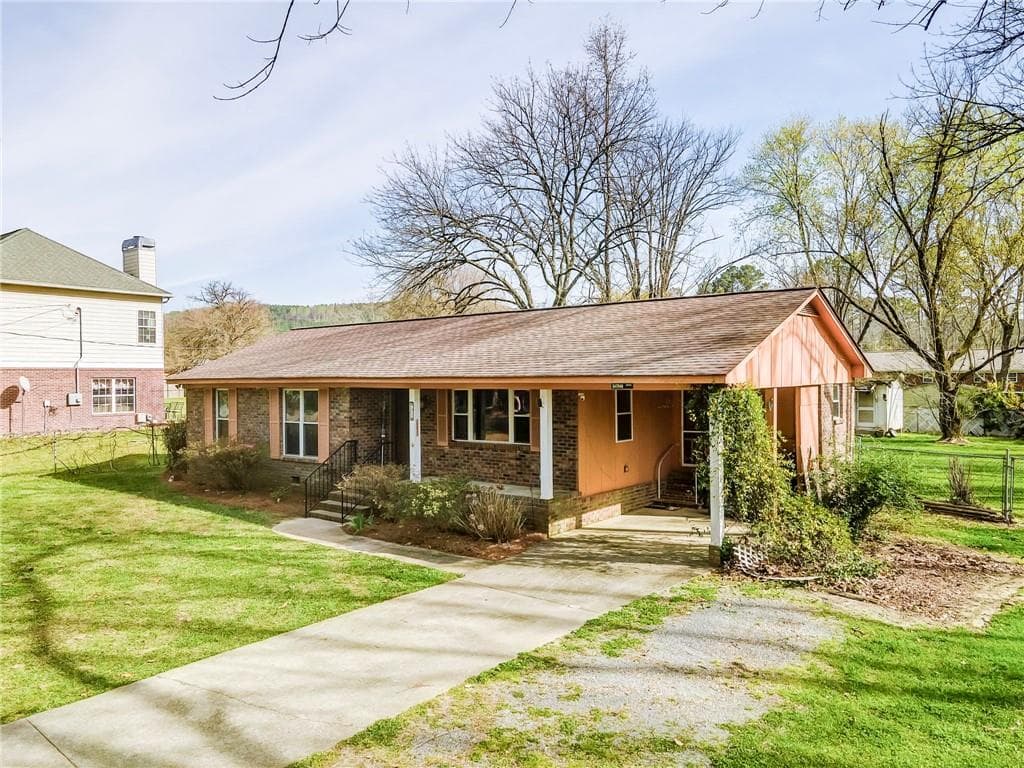 3 bedroom, 2 bathroom single family residence for sale at 16 Mango Road, Rome, GA 30161 — photo 3