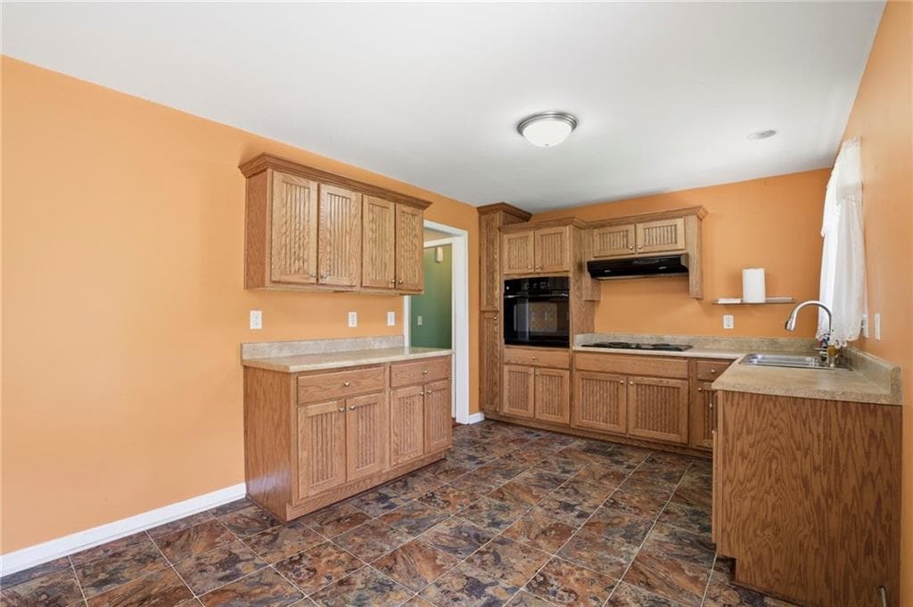 3 bedroom, 2 bathroom single family residence for sale at 16 Mango Road, Rome, GA 30161 — photo 5