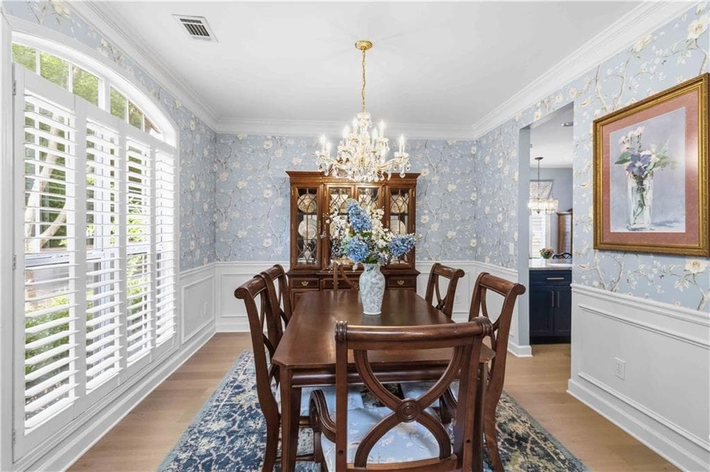 3 bedroom, 3 bathroom, 2,279 sq ft single family residence for sale at 589 Jackson Street, Suwanee, GA 30024 — photo 5